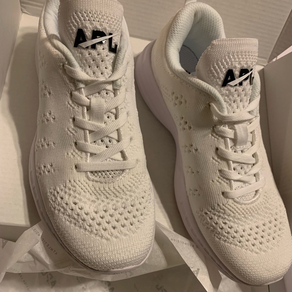 6.5 white APL Techloom Pro